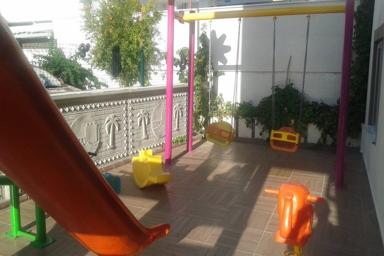 Grand Ati̇Lla Hotel 阿拉尼亚 外观 照片