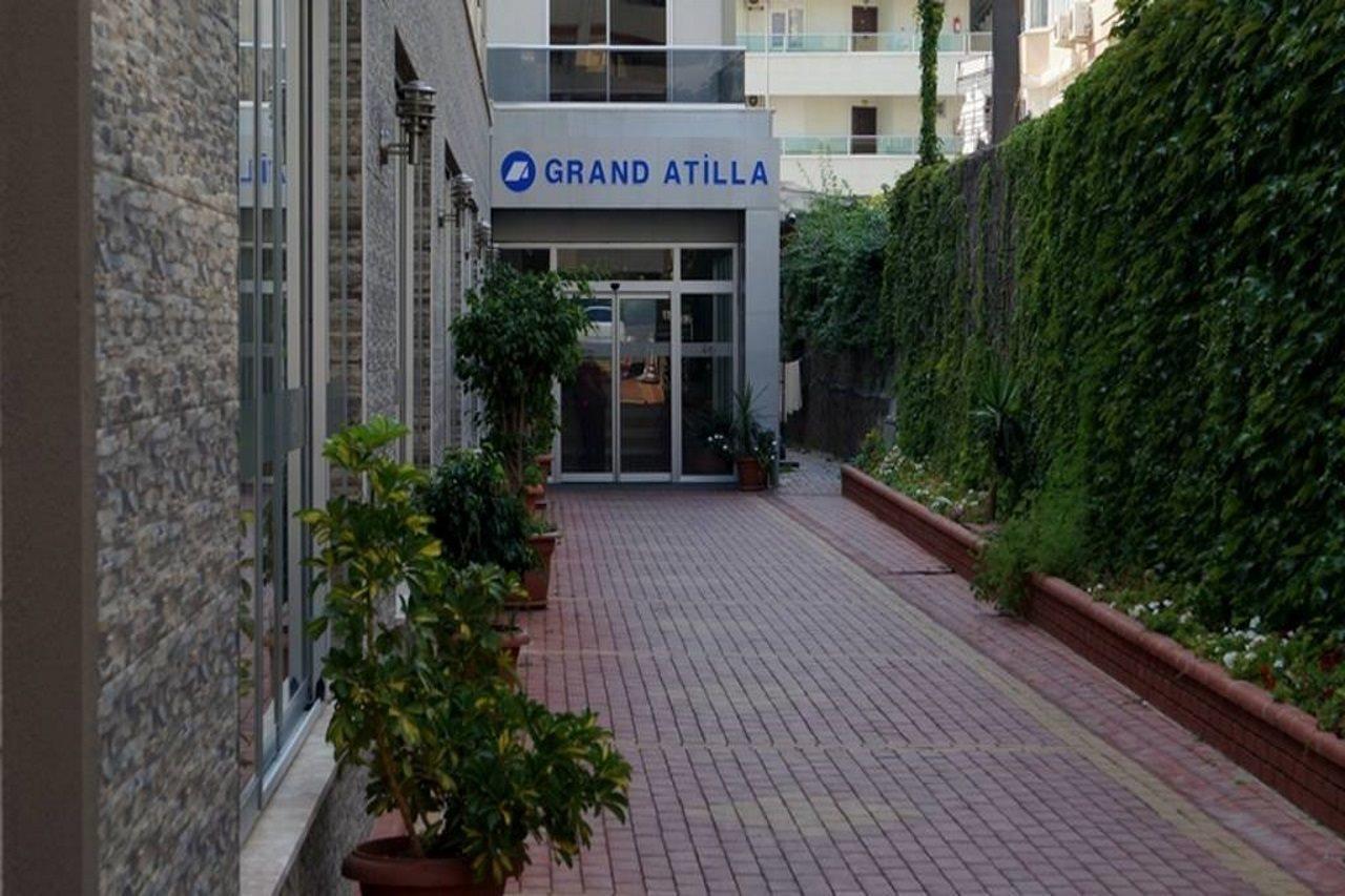 Grand Ati̇Lla Hotel 阿拉尼亚 外观 照片