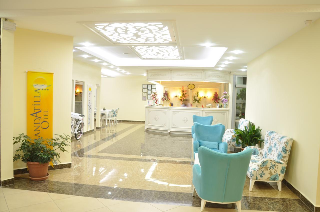 Grand Ati̇Lla Hotel 阿拉尼亚 外观 照片